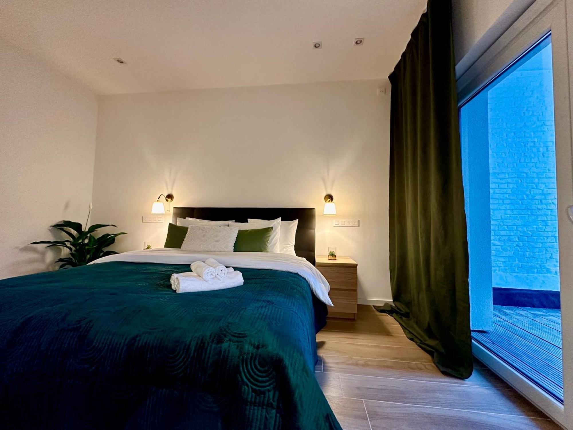 Luxury Suites Park By Rikas Hotels Anvers Exterior foto
